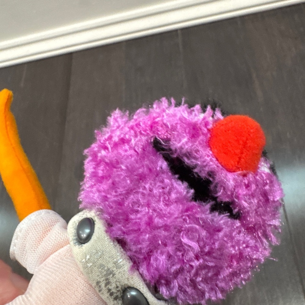 2004 Jim Henson The Muppets Sababa Toy 9in Purple and Orange Stuffed Animal Toy - Picture 6 of 6